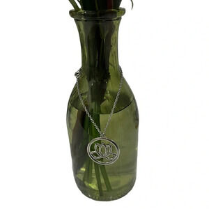 Green Vase‎ With Removable Chain 8”